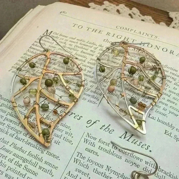 Vintage set  of 5 goldtone drop dangle earrings - Picture 10 of 12